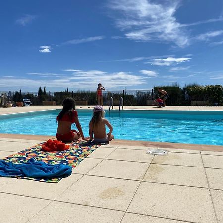 Location Vacance Vue Mer 4 A 6 Personnes กาวาแลร์-ซูร์-แมร์ ภายนอก รูปภาพ